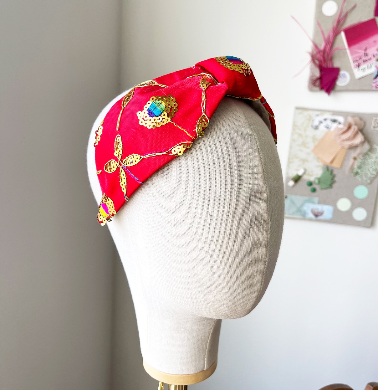 CAKEOVER | winter time | sparkling red